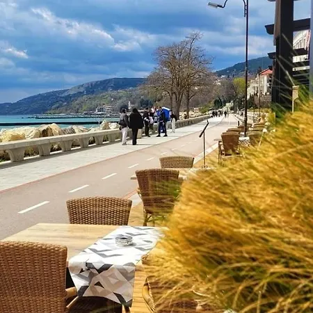 Апартаменты Exotic Sea-view Балчик