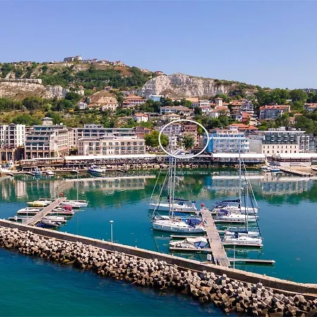 Exotic Sea-view Appartement Baltsjik