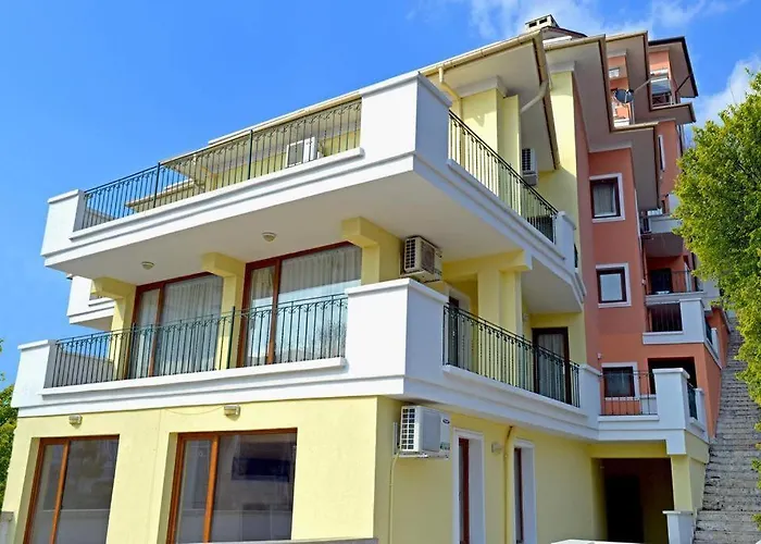 Exotic Sea-view Daire